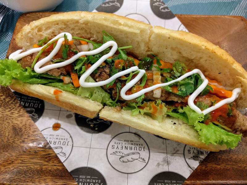 Bánh Mì Thịt Nướng